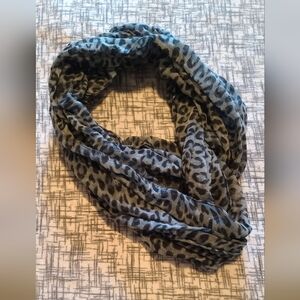 ❣️ Infinity Scarf ❣️BOGO